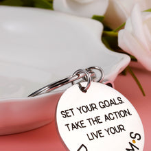 Load image into Gallery viewer, 2022 Inspirational Gifts Keychain for Women Men Class of 2022 Graduation Grad Birthday Gifts for Teens Girl Boy Senior High School Students from Teacher College Master Graduation Gift for Nurse