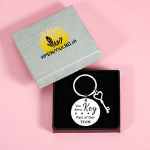 Load image into Gallery viewer, Boss Gift Thank You Keychain Employee Appreciation Gifts in Bulk for Colleague Boss Lady Supervisor Team Leader Mentor Friend Retirement Coworker Going Away Farewell Goodbye Gift Birthday Christmas