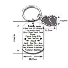 Load image into Gallery viewer, New Dad Gift Keychain for Men Him New Daddy to Be Gifts for Husband Boyfriend from Wife New Mommy Baby Announcement Pregnancy Keepsake for Soon to Be Dad Father Birthday Christmas Valentines Keyring