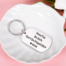 Load image into Gallery viewer, Don't Do Stupid Keychain for Son Daughter from Mom Funny Graduation Birthday Gifts for Teens Boys Girls Gag Christmas Gift for Teenager Him Her Valentine Humor Keychain from Mother