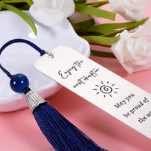 Load image into Gallery viewer, Happy Retirement Gifts for Women Men 2022 Retirement Appreciation Gifts Bookmark for Boss Male Female Leader Teacher Nurse Coworker Leaving Gifts for Retired Colleague Employee Best Friends Work Gifts
