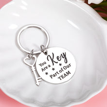 Load image into Gallery viewer, Boss Gift Thank You Keychain Employee Appreciation Gifts in Bulk for Colleague Boss Lady Supervisor Team Leader Mentor Friend Retirement Coworker Going Away Farewell Goodbye Gift Birthday Christmas