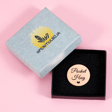 Load image into Gallery viewer, Daughter Gift from Mom Chirsatams Stocking Stuffers for Teenager Girl Graduation Birthday Pockey Hug Token for Daughter Inspirational Gifts for Teenage Girls 16th18th21st Birthday Wedding Gifts Token