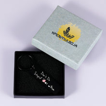 Load image into Gallery viewer, Funny Son Daughter Gifts from Mom Don't Do Stupid Keychain Love Mom for Teens Boys Girls Gag Birthday Christmas Stocking Stuffer for Teenager Him Her Graduation Valentine Humor Keychain from Mother