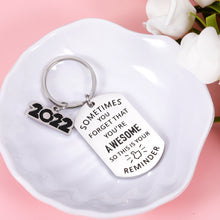 Load image into Gallery viewer, Class of 2022 Gift Keychain for Him Her 2022 Graduation Gift for High School Seniors College Students 2022 Inspirational Gifts Bulk for Medical Nurse Lawyer Student Boy Girl Son Daughter from Teacher