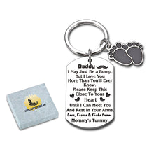 Load image into Gallery viewer, New Dad Gift Keychain for Men Him New Daddy to Be Gifts for Husband Boyfriend from Wife New Mommy Baby Announcement Pregnancy Keepsake for Soon to Be Dad Father Birthday Christmas Valentines Keyring
