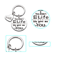 Load image into Gallery viewer, Stepmom Stepdad Gifts Keychain from Daughter Son Christmas Father’s Day Gift Key Chain for Bonus Dad Father Mother in Law Keyring for Adoptive Mom Dad Parents Mother's Day Stocking Stuffers Present